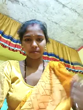 Snapshot of Fasfas2 chatting on 11/12/25, 07:57 Fasfas2 online show from 11/12/25, 07:57