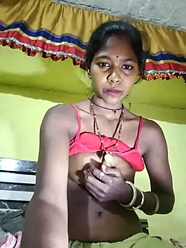 Snapshot of Fasfas2 chatting on 11/28/25, 02:03 Fasfas2 online show from 11/28/25, 02:03