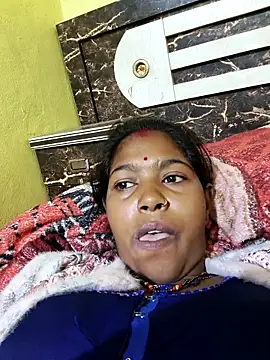 Snapshot of Fasfas2 chatting on 12/17/25, 12:38 Fasfas2 online show from 12/17/25, 12:38