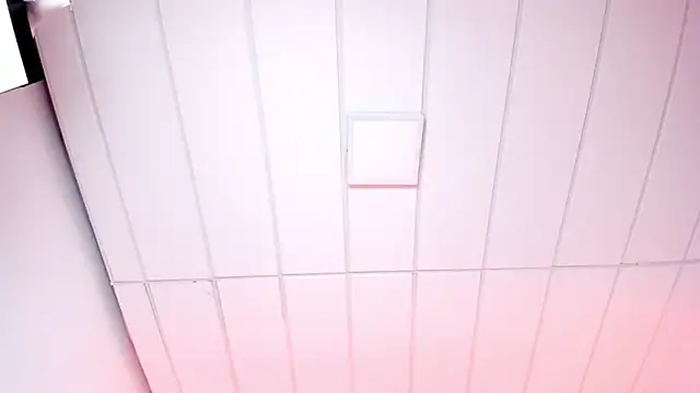 IvyBennet  online show from 04/04/26, 07:55