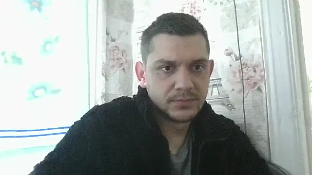 Snapshot of BogdanNegoda chatting on 05/13/26, 06:44 BogdanNegoda online show from 05/13/26, 06:44