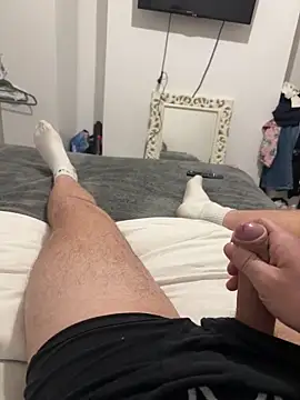 Snapshot of Sussexstud1 chatting on 11/29/25, 04:32 Sussexstud1 online show from 11/29/25, 04:32