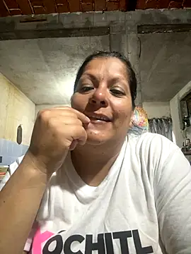 Snapshot of nimsix chatting on 09/10/25, 12:10 nimsix online show from 09/10/25, 12:10