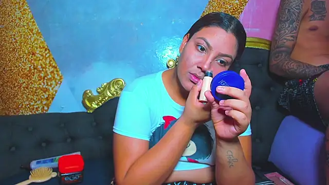 Snapshot of sweet_sexy_bitch42 chatting on 11/24/25, 03:28 sweet sexy bitch42 online show from 11/24/25, 03:28