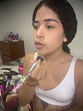 Snapshot of KarimAnxiex chatting on 09/28/25, 08:25 KarimAnxiex online show from 09/28/25, 08:25