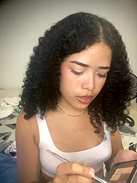 Snapshot of KarimAnxiex chatting on 10/01/25, 04:29 KarimAnxiex online show from 10/01/25, 04:29