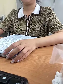 ThuPhuong-Tr online show from 09/11/25, 06:46