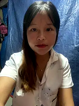 Snapshot of O_o_UwU_o_O chatting on 09/10/25, 10:26 O o UwU o O online show from 09/10/25, 10:26