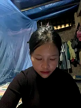 Snapshot of O_o_UwU_o_O chatting on 11/12/25, 08:15 O o UwU o O online show from 11/12/25, 08:15