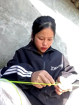 Snapshot of O_o_UwU_o_O chatting on 11/25/25, 02:11 O o UwU o O online show from 11/25/25, 02:11