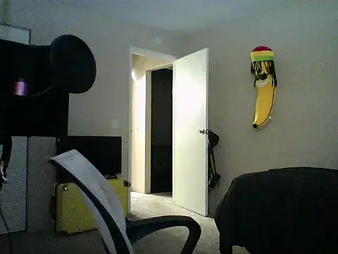 latinosatiro94 online show from 09/15/25, 01:49