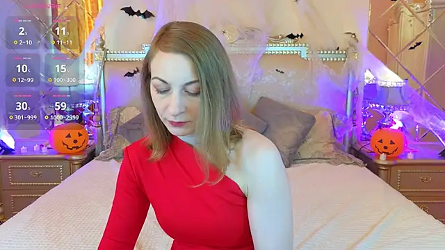 Katherine Loveau online show from 10/22/25, 04:46