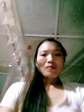 Snapshot of ngan-cute chatting on 09/18/25, 01:57 ngan-cute online show from 09/18/25, 01:57