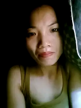 Snapshot of ngan-cute chatting on 10/01/25, 06:36 ngan-cute online show from 10/01/25, 06:36