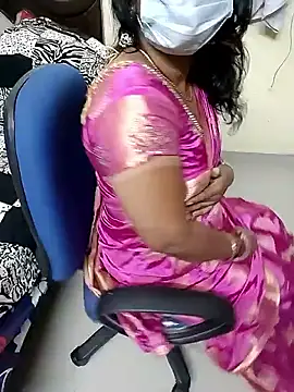 Snapshot of tamilmaha12 chatting on 10/03/25, 09:06 tamilmaha12 online show from 10/03/25, 09:06