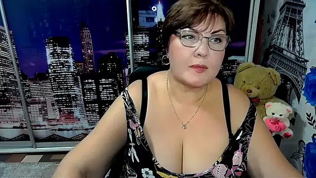 Bela Lana  online show from 10/28/25, 07:16
