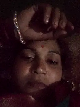 Kavya hot online show from 05/19/26, 04:46