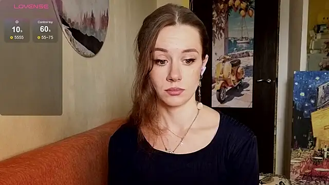 Snapshot of SkyHelen chatting on 06/11/26, 06:44 SkyHelen online show from 06/11/26, 06:44