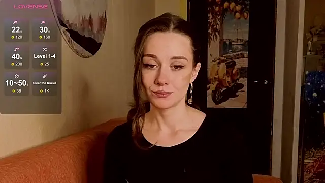 Snapshot of SkyHelen chatting on 06/14/26, 04:09 SkyHelen online show from 06/14/26, 04:09