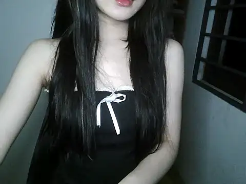 Snapshot of Annabelle-e chatting on 09/11/25, 07:25 Annabelle-e online show from 09/11/25, 07:25