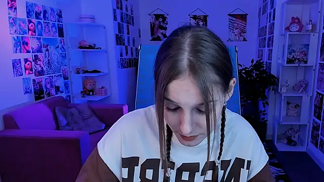 Snapshot of JenniferKiim chatting on 09/21/25, 12:07 JenniferKiim online show from 09/21/25, 12:07