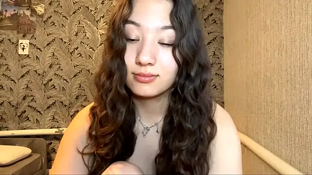 Snapshot of Sakuravice chatting on 09/19/25, 11:11 Sakuravice online show from 09/19/25, 11:11