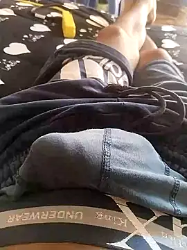 EMERKITHO 20 R online show from 06/24/26, 07:24