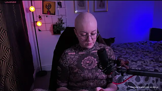 Snapshot of MossPrince chatting on 11/07/25, 04:18 MossPrince online show from 11/07/25, 04:18