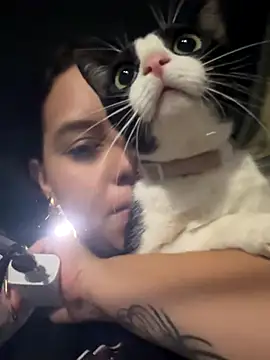 Snapshot of Hayleyourslave chatting on 12/20/25, 12:29 Hayleyourslave online show from 12/20/25, 12:29