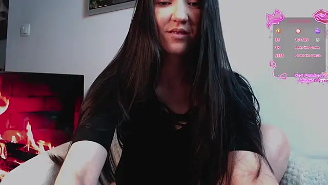 Snapshot of Veliora chatting on 11/22/25, 05:23 Veliora online show from 11/22/25, 05:23