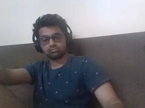 Snapshot of GOJO_1 chatting on 09/24/25, 03:32 GOJO 1 online show from 09/24/25, 03:32