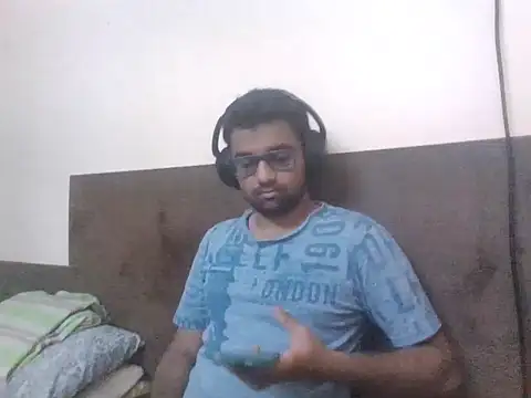 Snapshot of GOJO_1 chatting on 11/04/25, 05:50 GOJO 1 online show from 11/04/25, 05:50