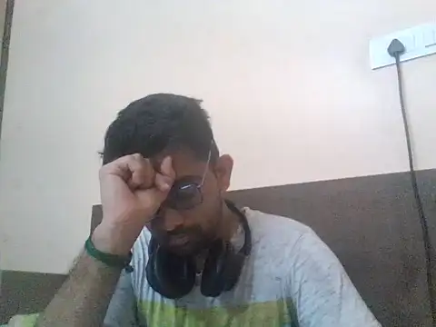 Snapshot of GOJO_1 chatting on 11/07/25, 06:13 GOJO 1 online show from 11/07/25, 06:13