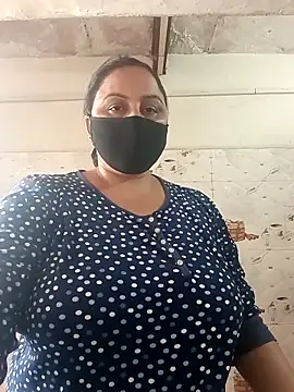 Snapshot of Rakhi_sawant143 chatting on 12/02/25, 03:23 Rakhi sawant143 online show from 12/02/25, 03:23