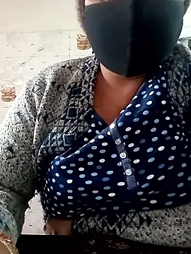 Rakhi sawant143 online show from 01/18/26, 03:32