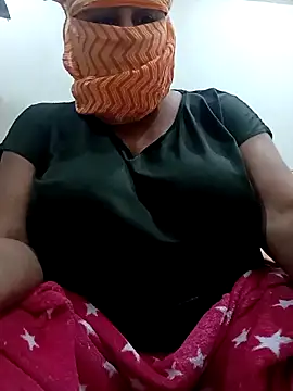 Rakhi sawant143 online show from 03/03/26, 03:34