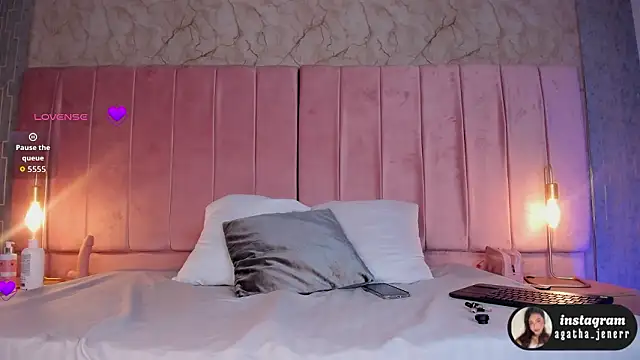 agatha jener online show from 03/23/26, 11:25