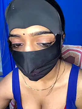 Snapshot of DesiSexyMonika chatting on 09/30/25, 06:18 DesiSexyMonika online show from 09/30/25, 06:18