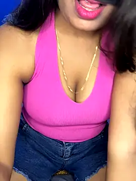 Snapshot of DesiSexyMonika chatting on 11/05/25, 06:08 DesiSexyMonika online show from 11/05/25, 06:08