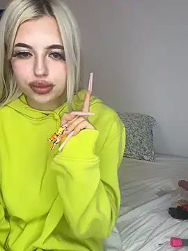 Steffi Snowbunny online show from 11/03/25, 06:31