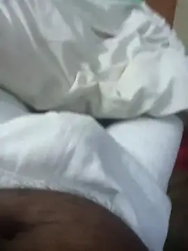 Snapshot of deshi8inch53 chatting on 11/27/25, 06:32 deshi8inch53 online show from 11/27/25, 06:32