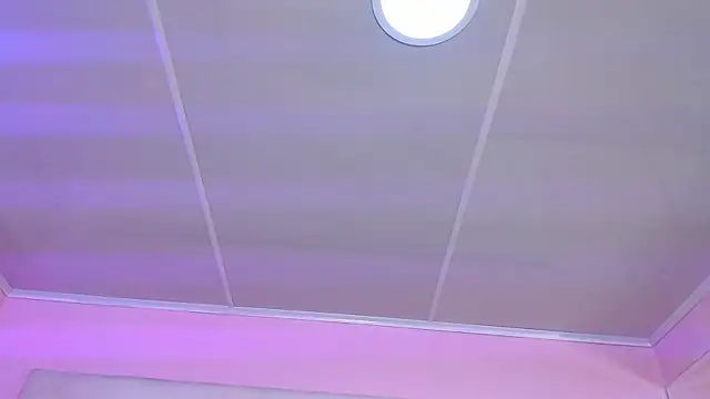 Miaa Smithh   online show from 10/27/25, 12:31