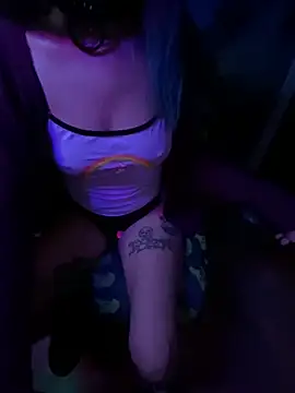 Snapshot of mmmminaDarling chatting on 02/21/26, 04:57 mmmminaDarling online show from 02/21/26, 04:57