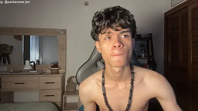 OopsAgain  online show from 06/11/26, 06:17