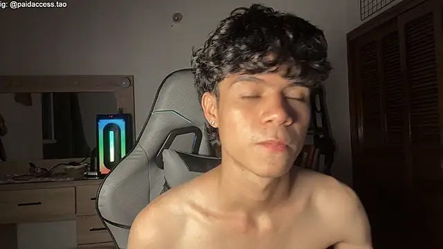 OopsAgain  online show from 06/26/26, 12:37