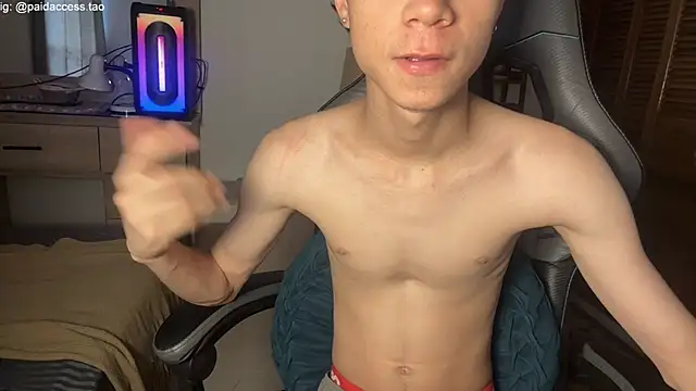 OopsAgain  online show from 07/04/26, 08:26