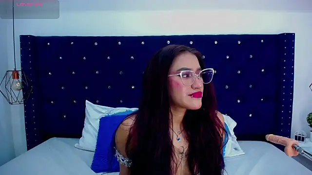 Snapshot of miss_aris chatting on 11/10/25, 04:33 miss aris online show from 11/10/25, 04:33