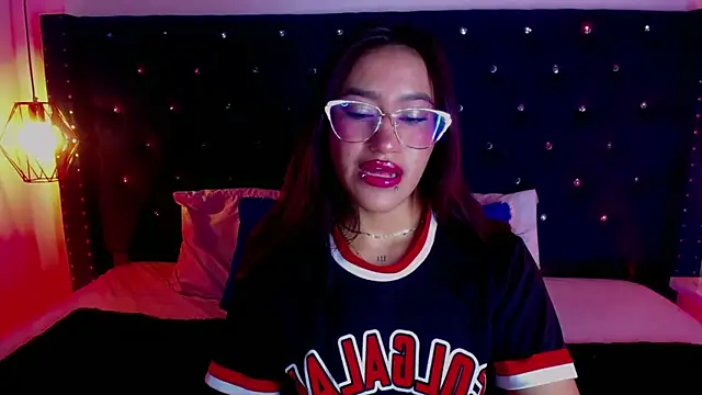 Snapshot of miss_aris chatting on 02/07/26, 04:05 miss aris online show from 02/07/26, 04:05