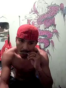 Snapshot of Calivazil chatting on 10/05/25, 02:26 Calivazil online show from 10/05/25, 02:26