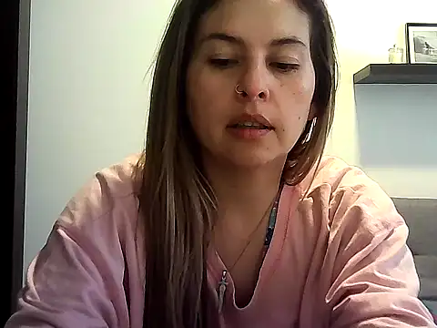 Snapshot of Valery__Rouse_ chatting on 04/23/26, 12:29 Valery Rouse online show from 04/23/26, 12:29